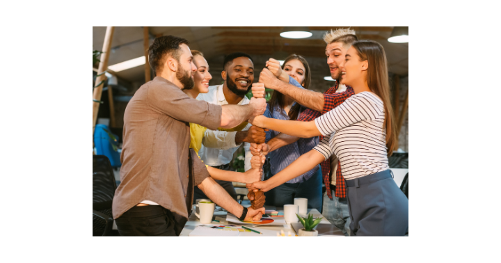 Benefits of Team Coaching group Team building together