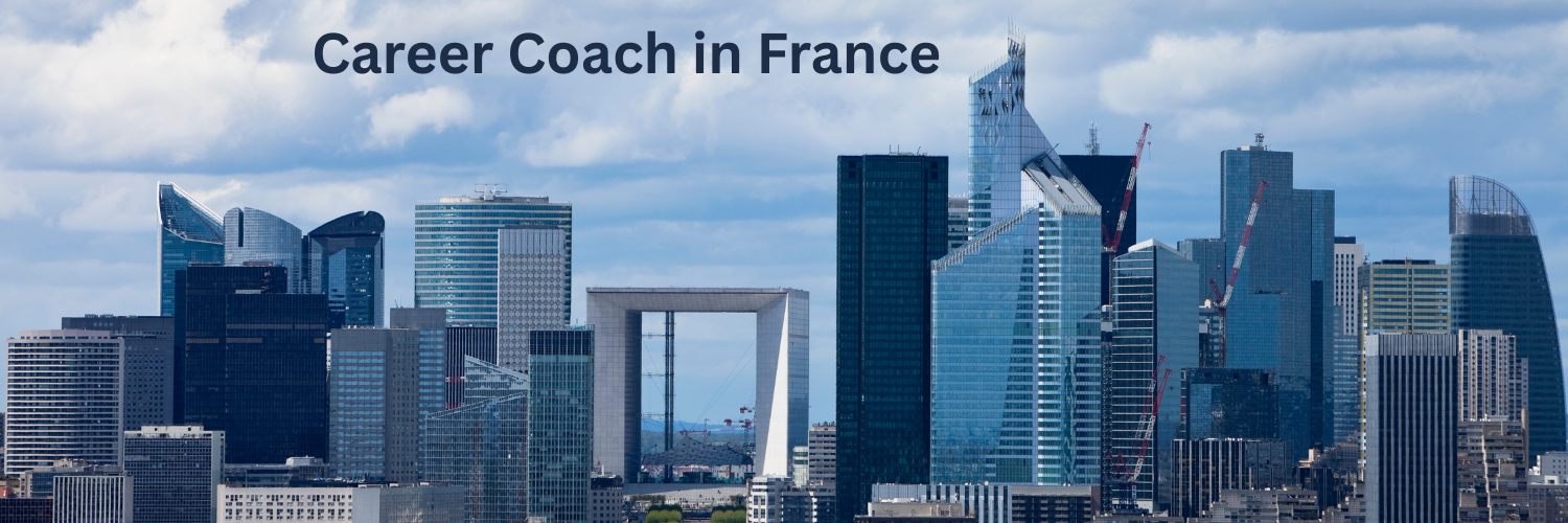 Career coach in France supporting professionals in Paris and Lyon